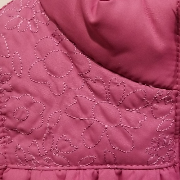 Puff Vest - Picture 2 of 4